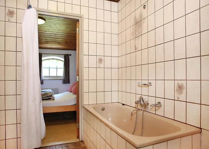 Family With Go-karts * Uden